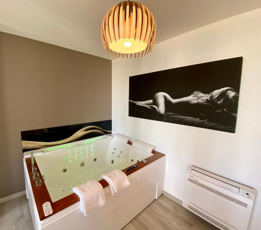 La Vague Tendresse - Vue Mer - Jacuzzi & Sauna Le Treport Luaran gambar